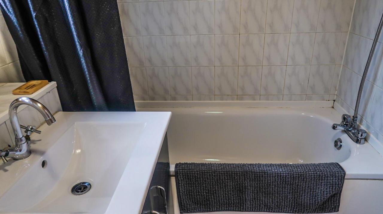 Cozy Double Room - Only Room London Luaran gambar
